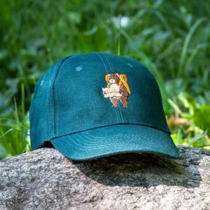 Шапка с козирка Green